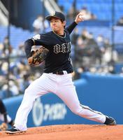 　先発の宮城（撮影・佐藤厚）