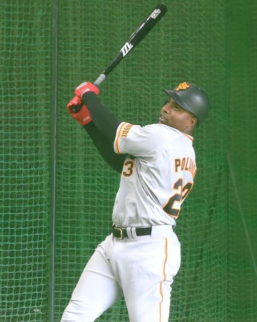 衝撃のパワー！巨人の新外国人ポランコ ティー打撃でネットに穴 鋭い