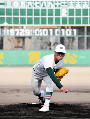 　３回を投げて無失点に抑えた市和歌山・米田