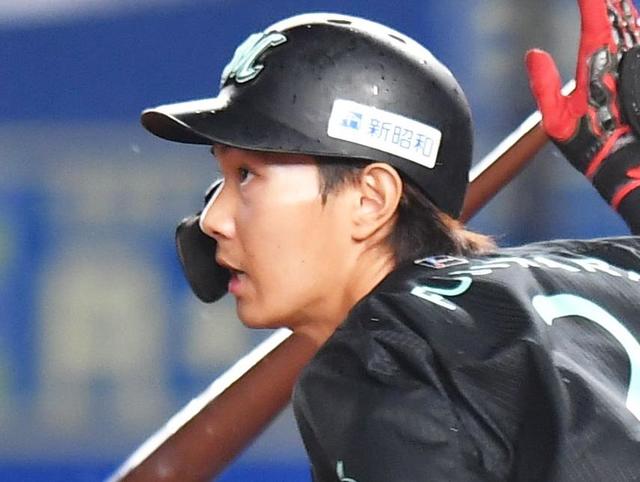 ロッテ・藤原が途中出場で2号満塁弾 谷元から右翼席へ