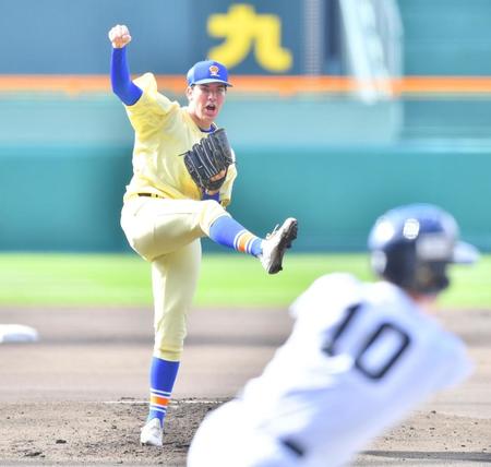 　力投する星稜・マーガード（撮影・吉澤敬太）