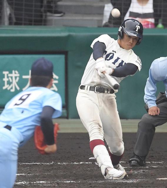 止まらぬ大阪桐蔭　大会本塁打数を１１に　八回、谷口が満塁弾　この日、チーム４本目