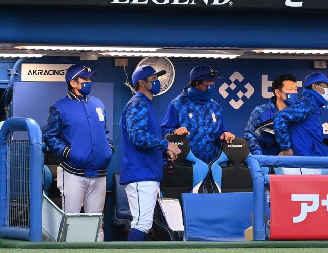 DeNA・三浦監督 連勝ストップも手応え「よく粘った」