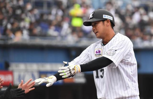 ロッテ 平沢大河が先制適時打で朗希を援護「打ててよかった」今季初の二塁スタメン/野球/デイリースポーツ online