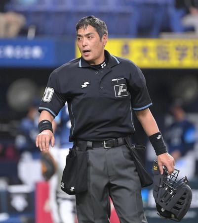 　オリックス対西武戦の球審を務めた白井審判員（撮影・高部洋祐）