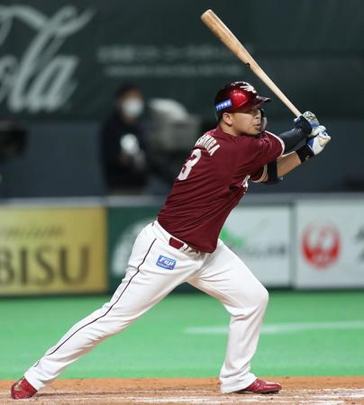 　９回、適時打を放つ浅村（撮影・中島達哉）