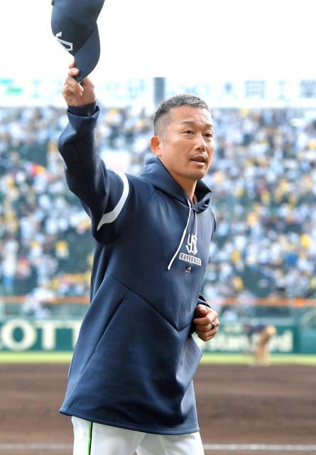 ヤクルト・石川が４年ぶり聖地星　２３歳差バッテリーで５連勝決めた