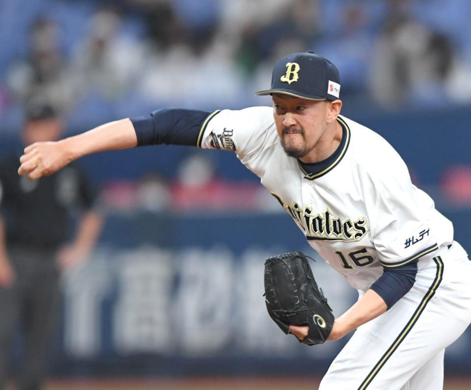 　９回から登板する平野佳（撮影・北村雅宏）