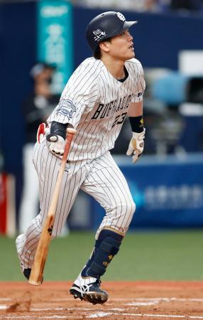 オ８-５ロ（１５日）オリックス、１１安打８得点