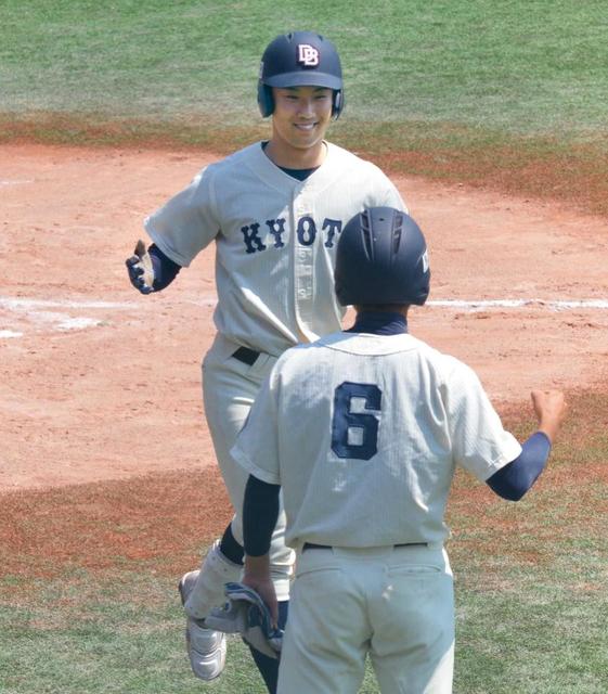 京大史上初！梶川が代打逆転満弾　狙うは初のＡクラス＆２位　“再戦”で近大撃破