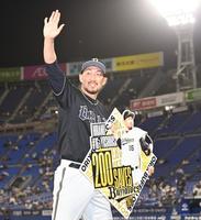 阪神・岡田監督が色紙に「道一筋」と書く理由 「道一筋が球道