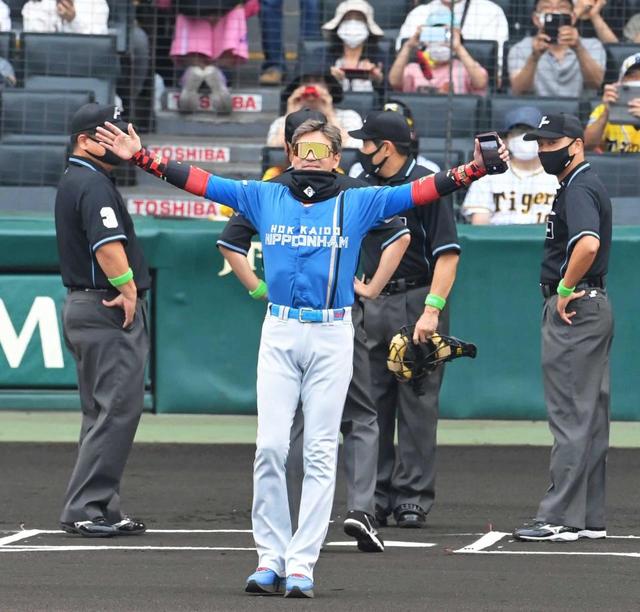 日本ハム 新庄ｂボス 甲子園でインスタライブ ここですごいヤジを受けました 野球 デイリースポーツ Online
