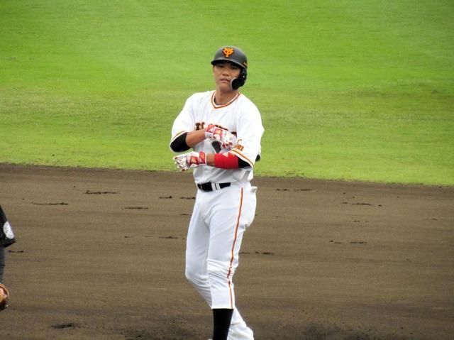 巨人・坂本勇人　実戦復帰後初長打をマーク