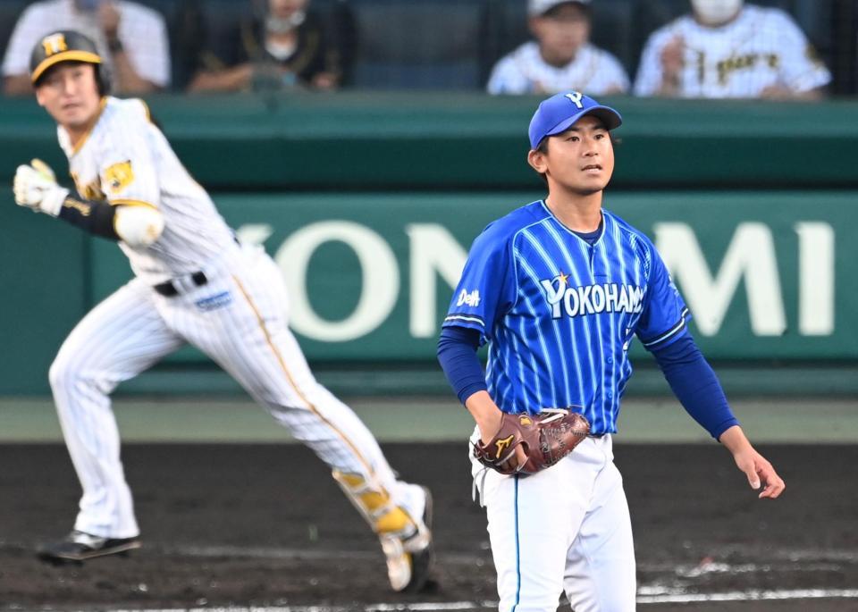 　１回、阪神打線につかまる今永（撮影・飯室逸平）