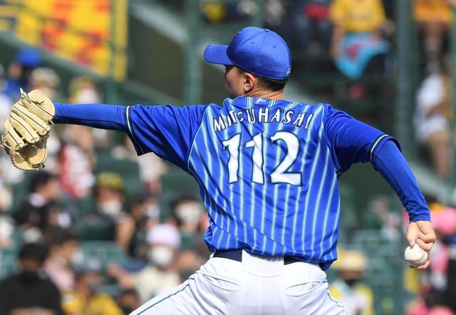 DeNA・入江 ユニホーム忘れ「112番」で登板、三浦監督は苦言