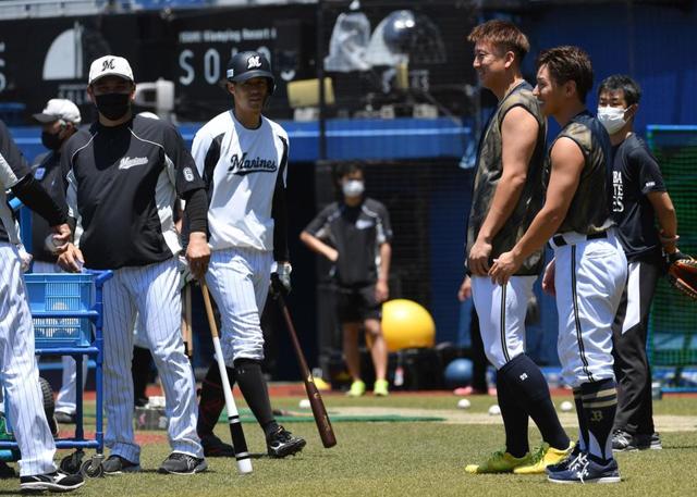 二の腕ゴツい　オリックス・杉本＆吉田正が青学の大先輩、井口監督と談笑