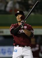 　５回、和田は空振り三振に倒れる（撮影・坂部計介）