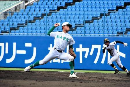 　先発した松山学院・佐久間柊希