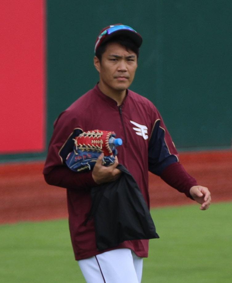 　楽天生命パーク宮城で行われた練習に参加した則本