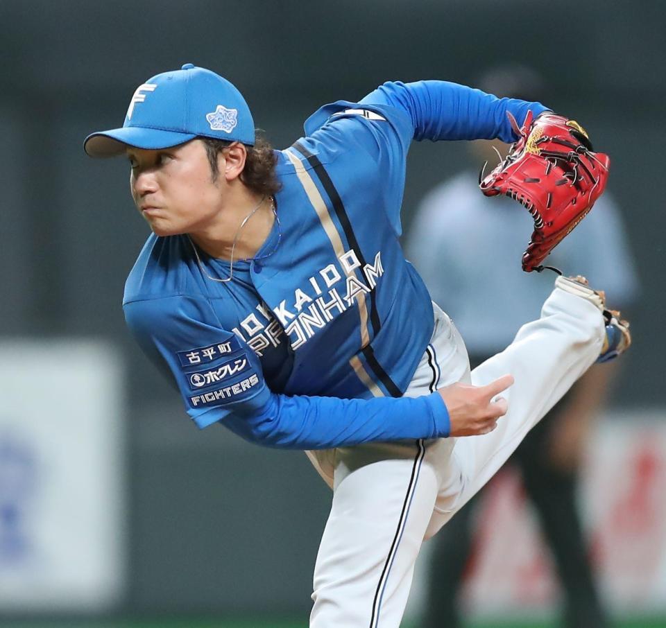 　力投する日本ハム・伊藤（撮影・中島達哉）