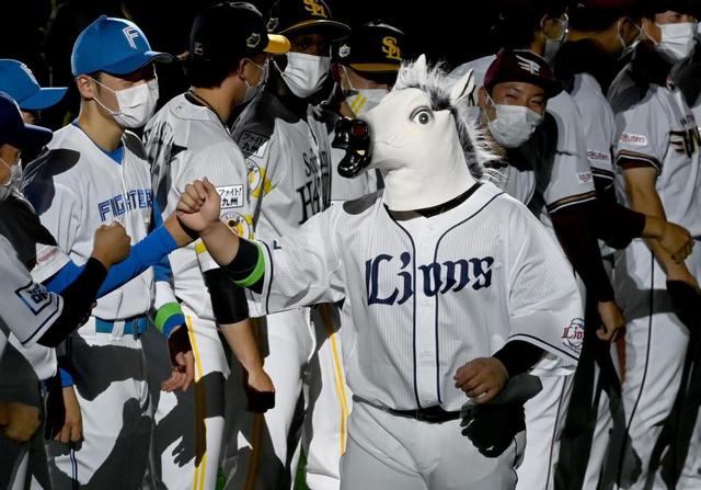 山川穂高 「白馬の山川」で登場に、球場もネットもざわつき止まらず「4番打者が馬」