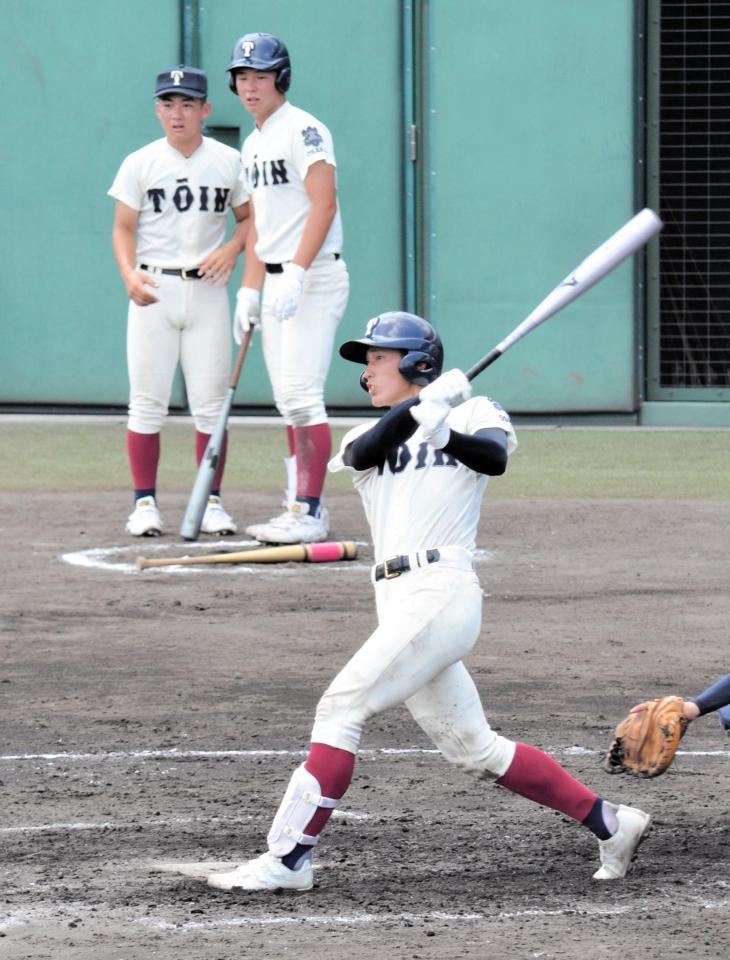 大阪桐蔭が7回コールドで8強 松尾が前の試合から3打席連発 東海大仰