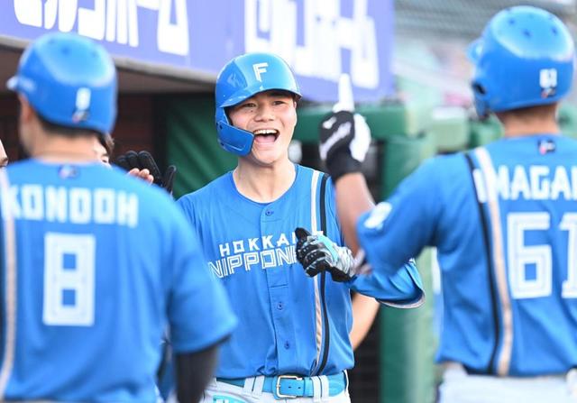 球宴ＭＶＰの日本ハム・清宮幸太郎　逆転三塁打で存在感　「２番・一塁」でスタメン出場
