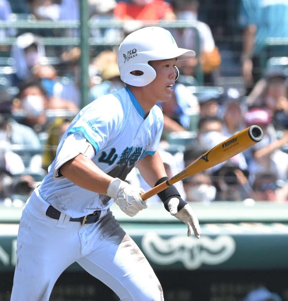 　３回、鋭い打球を放つも二ゴロに倒れる鈴木