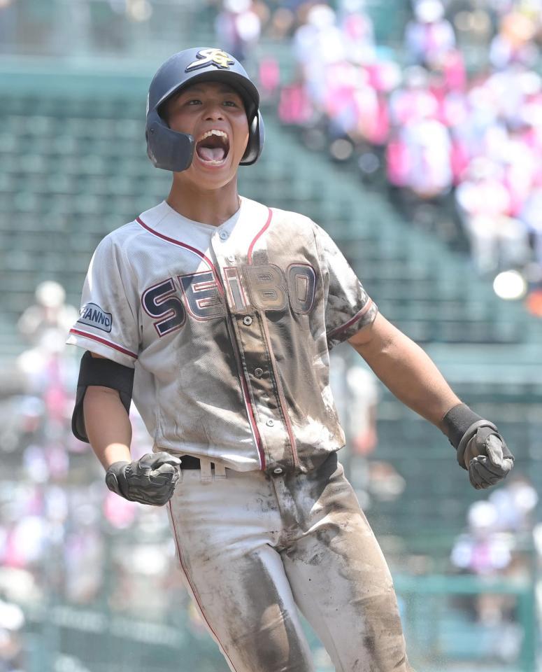 聖望学園が小技 足絡めて８得点快勝 １９年ぶりの夏の聖地白星 野球 デイリースポーツ Online
