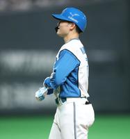 　１回、一飛に倒れた清宮（撮影・中島達哉）