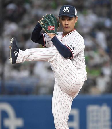 　先発の小川（撮影・金田祐二）