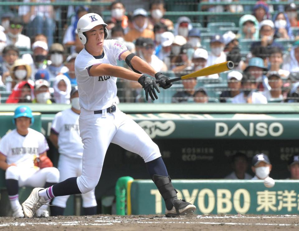 　２回、三ゴロに倒れる国学院栃木・長田（撮影・北村雅宏）