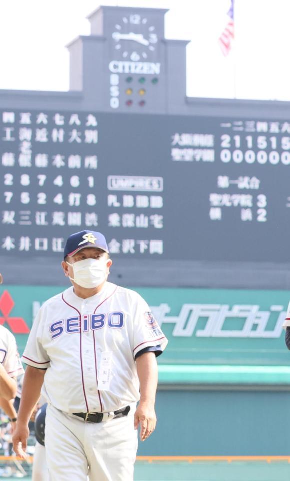 聖望学園・岡本監督が退任「最高の終わり方」後任は宮崎氏/野球