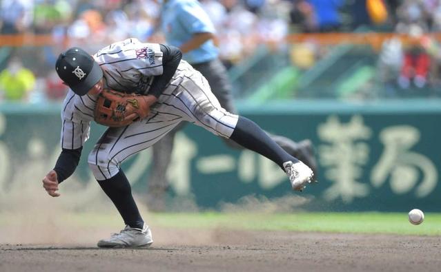 失策急増の今夏の甲子園　全４１試合で計１２５失策…その背景にコロナ禍