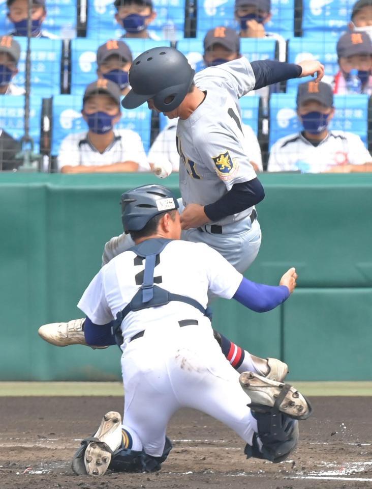 仙台育英が圧巻集中打 二回に今大会初１イニング２ケタ１１得点の猛攻 初の東北決戦準決は大差に 野球 デイリースポーツ Online