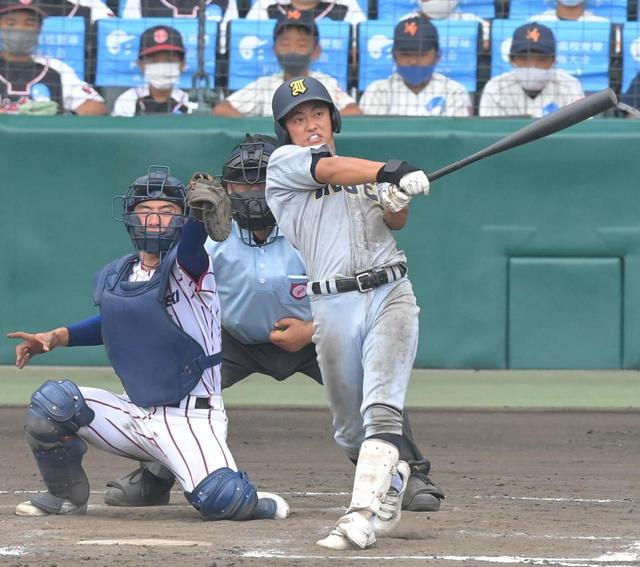 仙台育英 岩崎が満塁弾 大病乗り越え甲子園決勝で同校初本塁打 野球 デイリースポーツ Online