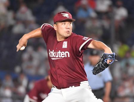 　力投する田中将（撮影・伊藤笙子）