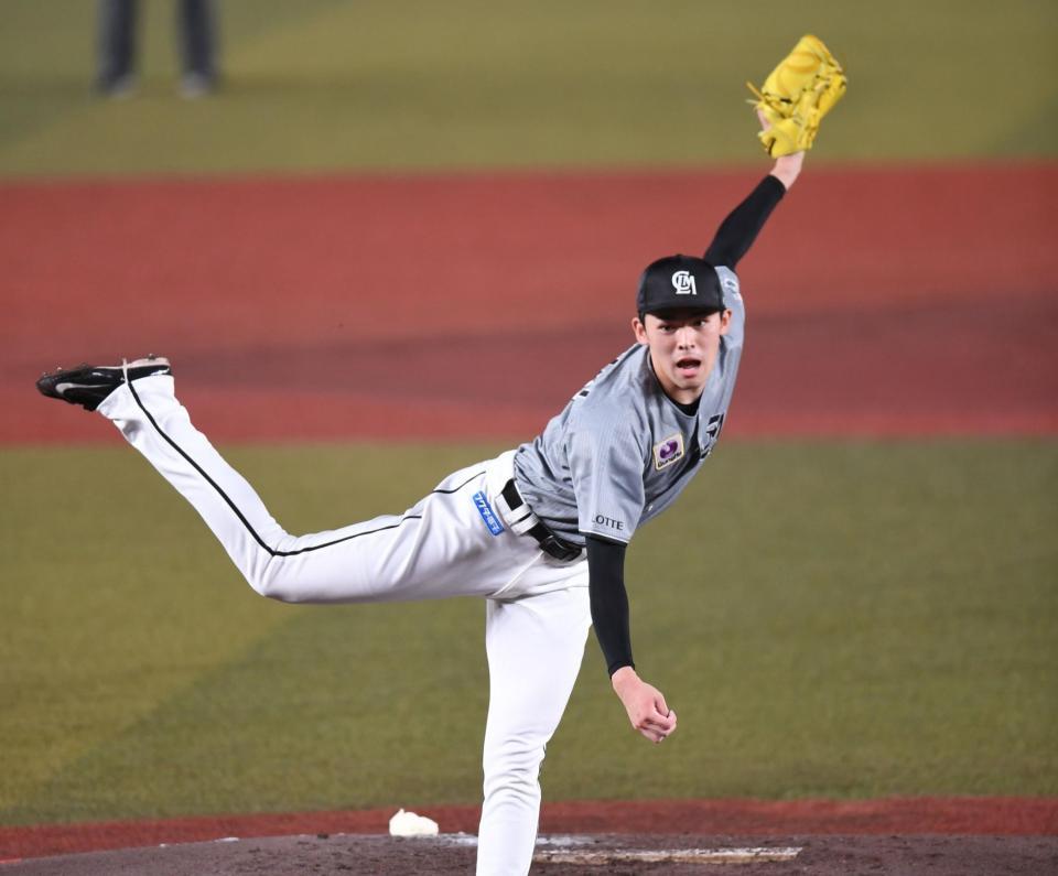 オリックス打線相手に躍動する佐々木朗（撮影・開出牧）