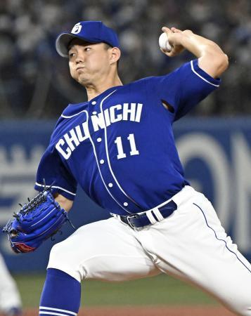 ヤ１-５中（３日）小笠原が７勝目