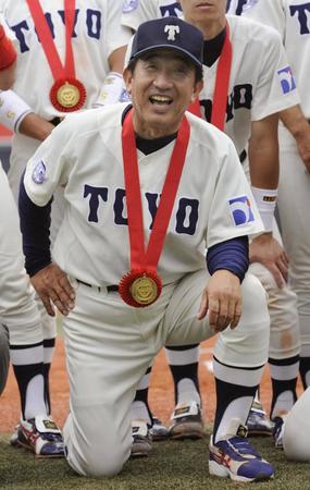 　全日本大学野球選手権で史上５校目の２連覇を達成した東洋大監督の高橋昭雄さん