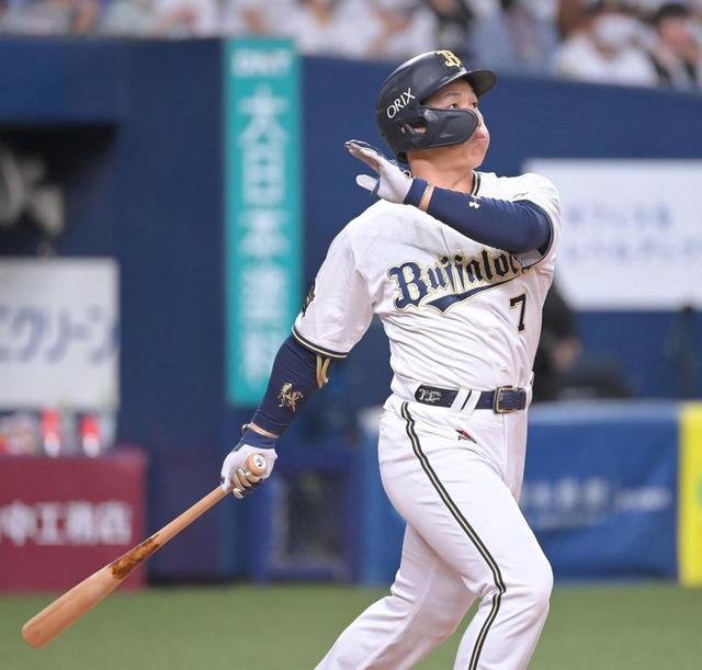 オリックス・吉田正　負けられない一戦で１５号ソロ　勝てば単独首位へ特大弾