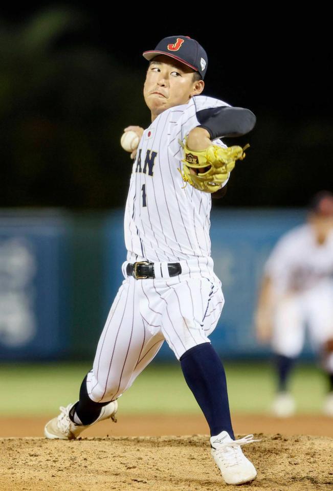 　パナマ戦の７回に登板した山田（共同）