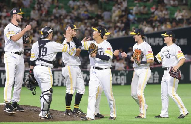 ソフトバンク　４連勝でＶへ加速！15日にもマジック点灯　初回猛攻に藤本監督「見事」