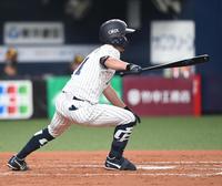 　３回、適時打を放つ福田（撮影・石井剣太郎）