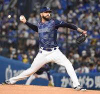 　巨人打線を相手に力投するガゼルマン（撮影・佐藤厚）