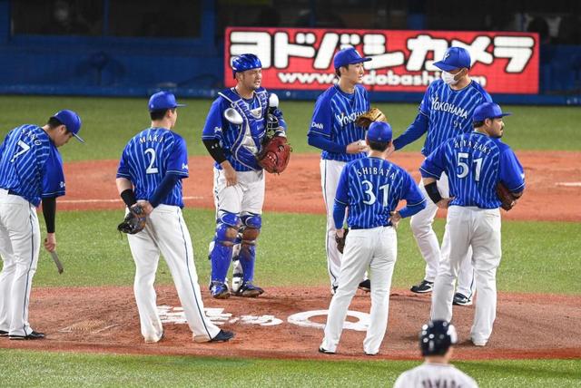 ＤｅＮＡ　投手陣崩れて首位ヤクルトに完敗　２５日にも２４年連続Ｖ逸