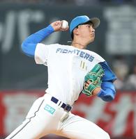 　力投する達（撮影・中島達哉）