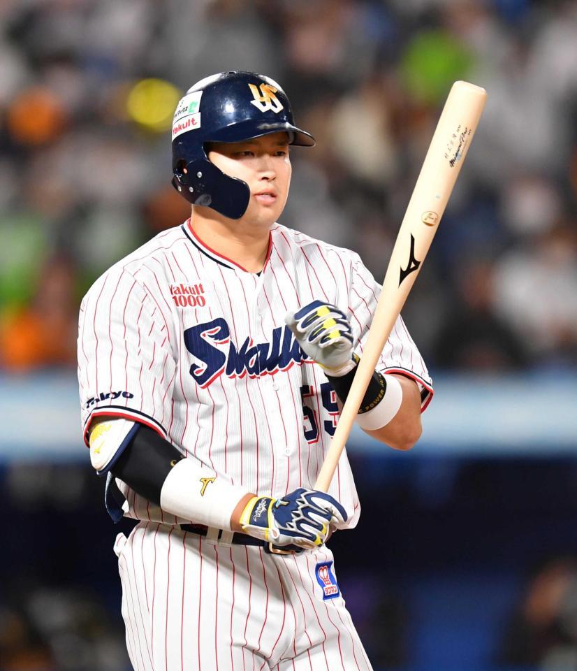 　ＣＳで、大谷モデルのバットを使用＝２１年１１月１０日