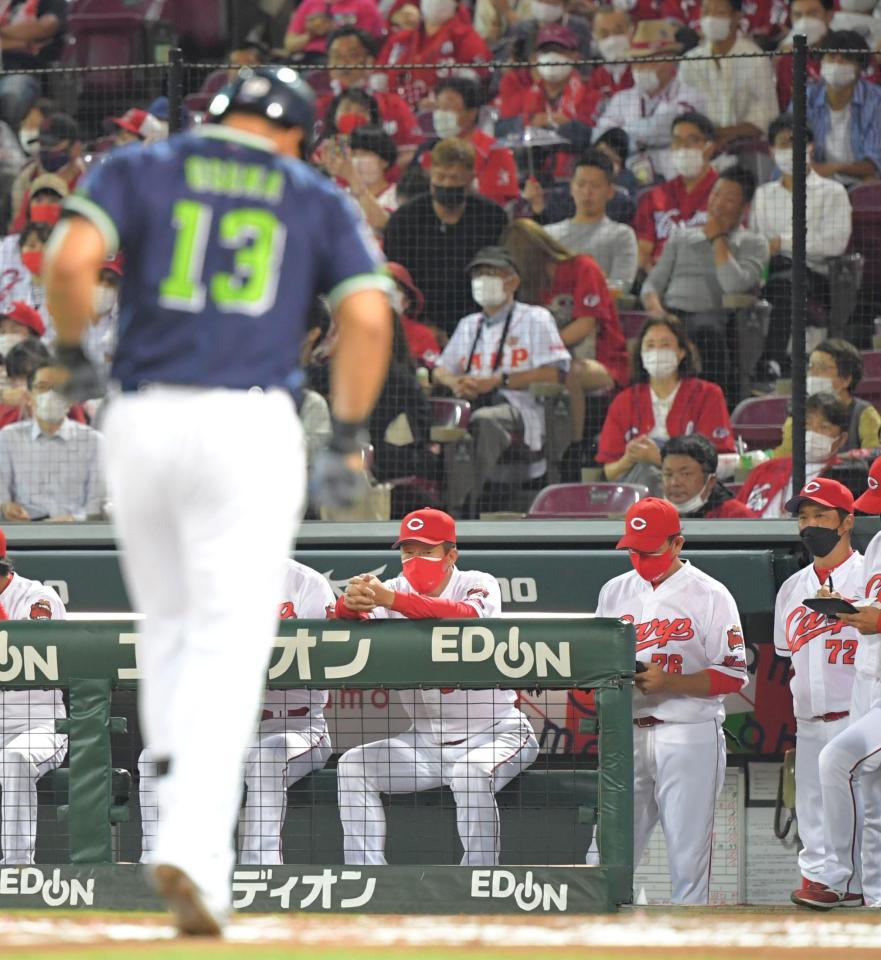 セＣＳ進出争いは阪神と巨人に絞られる 広島が脱落 数字上は阪神有利で１日確定も/野球/デイリースポーツ online