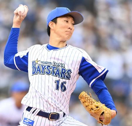 　力投する先発の大貫（撮影・飯室逸平）